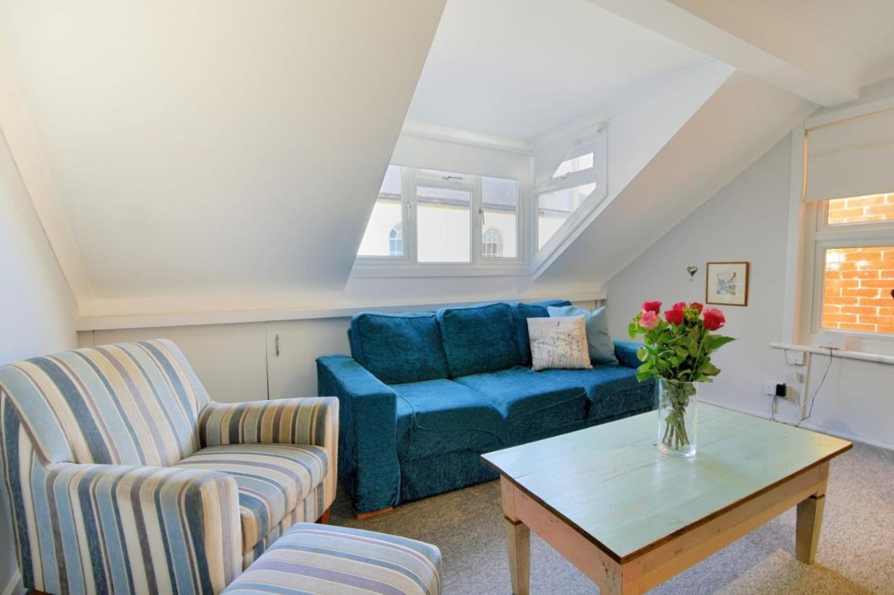 Ferienwohnung The Retreat Lyme Regis Exterior foto