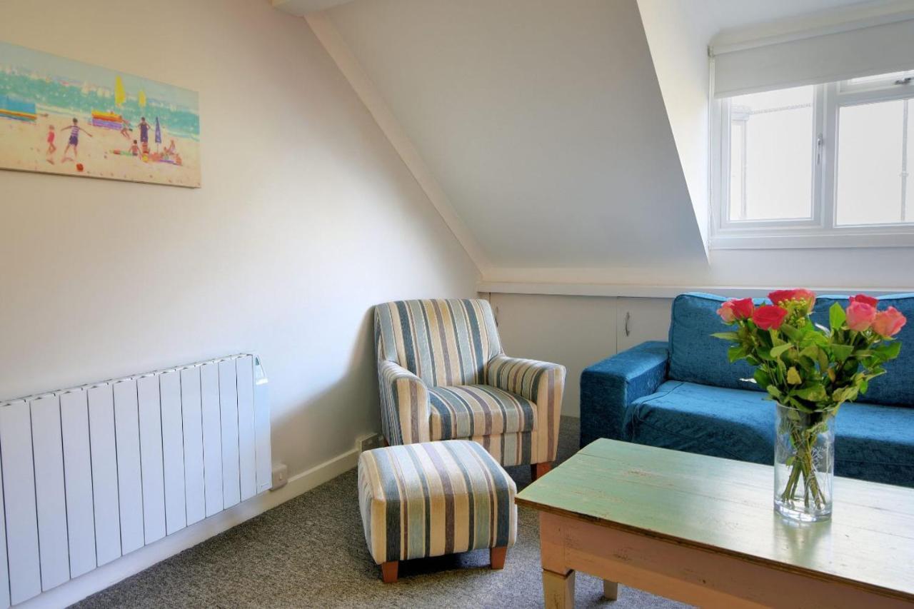 Ferienwohnung The Retreat Lyme Regis Exterior foto